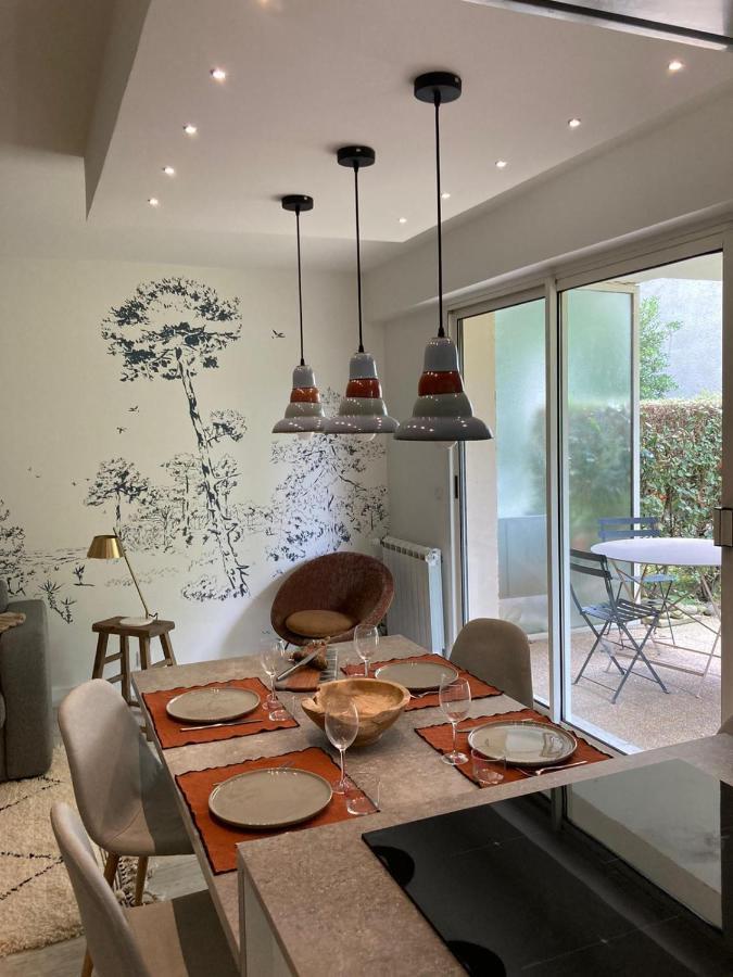 Superbe Appartement Avec Jardin Saint Charles 比亚里茨 外观 照片
